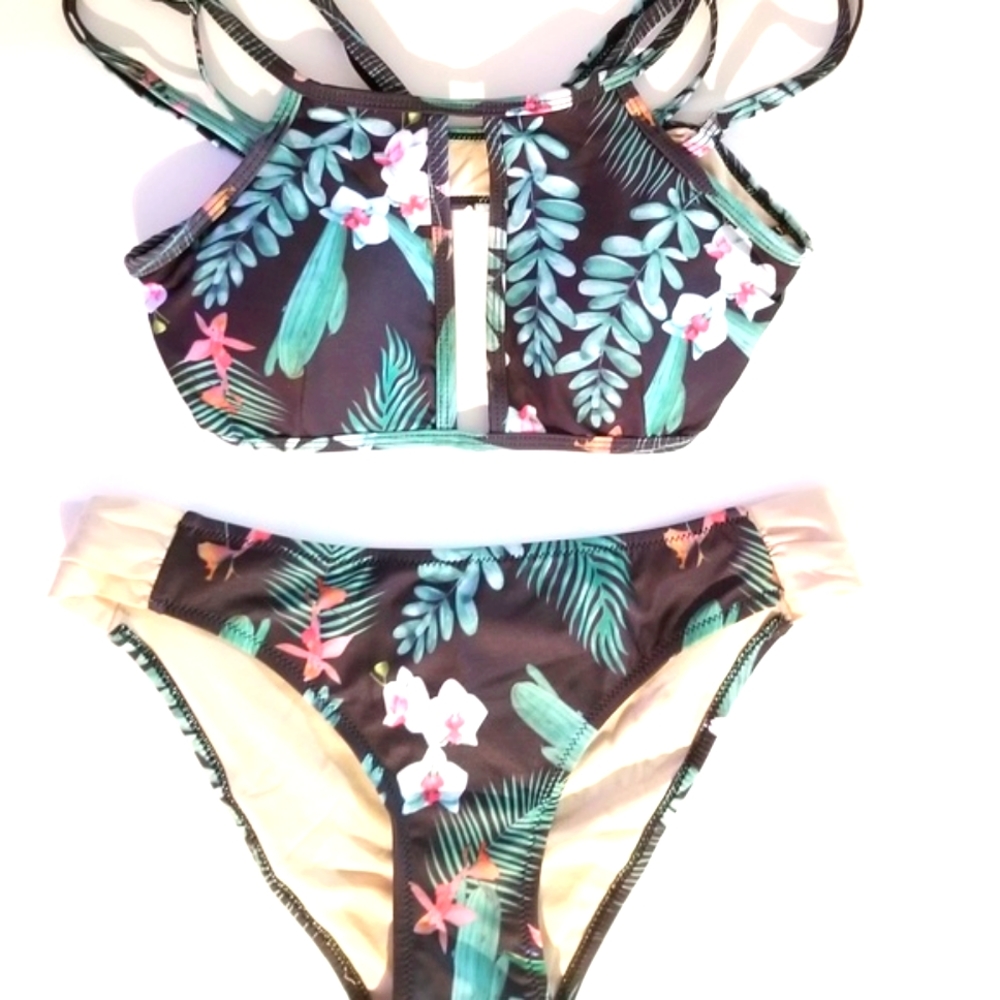 NWOT Cupshe bikini